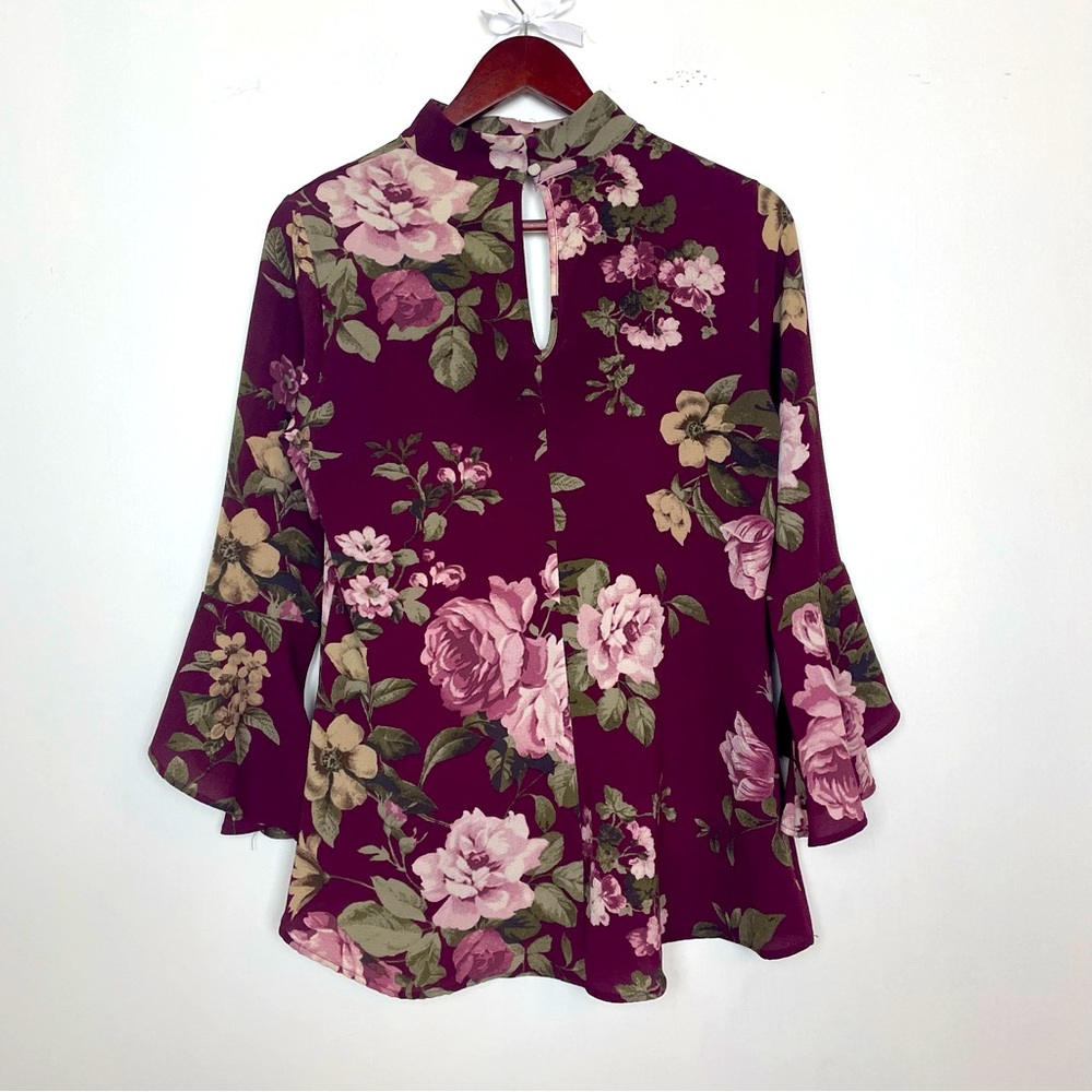 Andree by Unit Womens Allover Floral Tunic Blouse Sz Small Bell Sleeves Burgundy - Picture 5 of 8